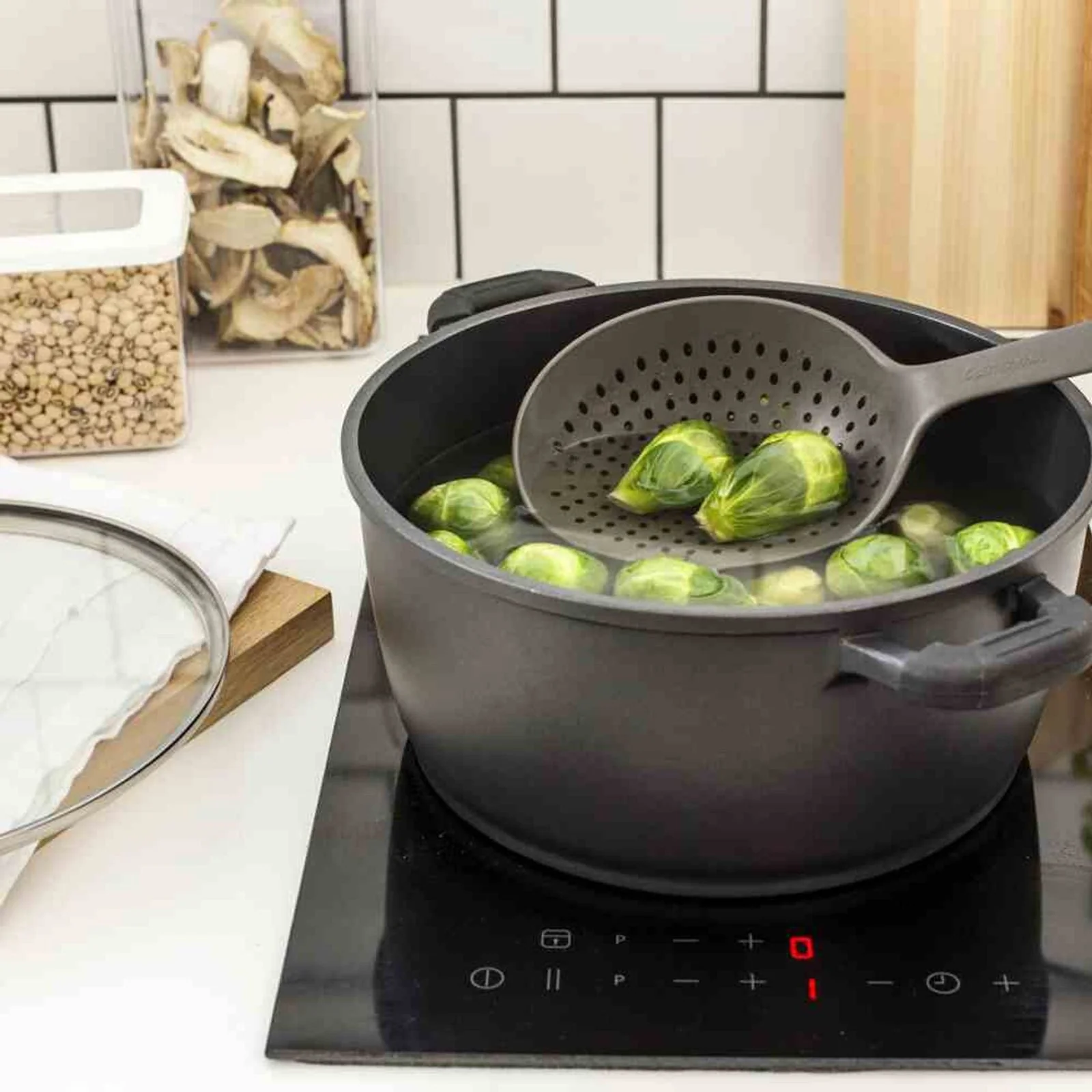 GASTROMAX Kochlöffel Sieblöffel Chefs 39,5 cm Nylon hitzebeständig